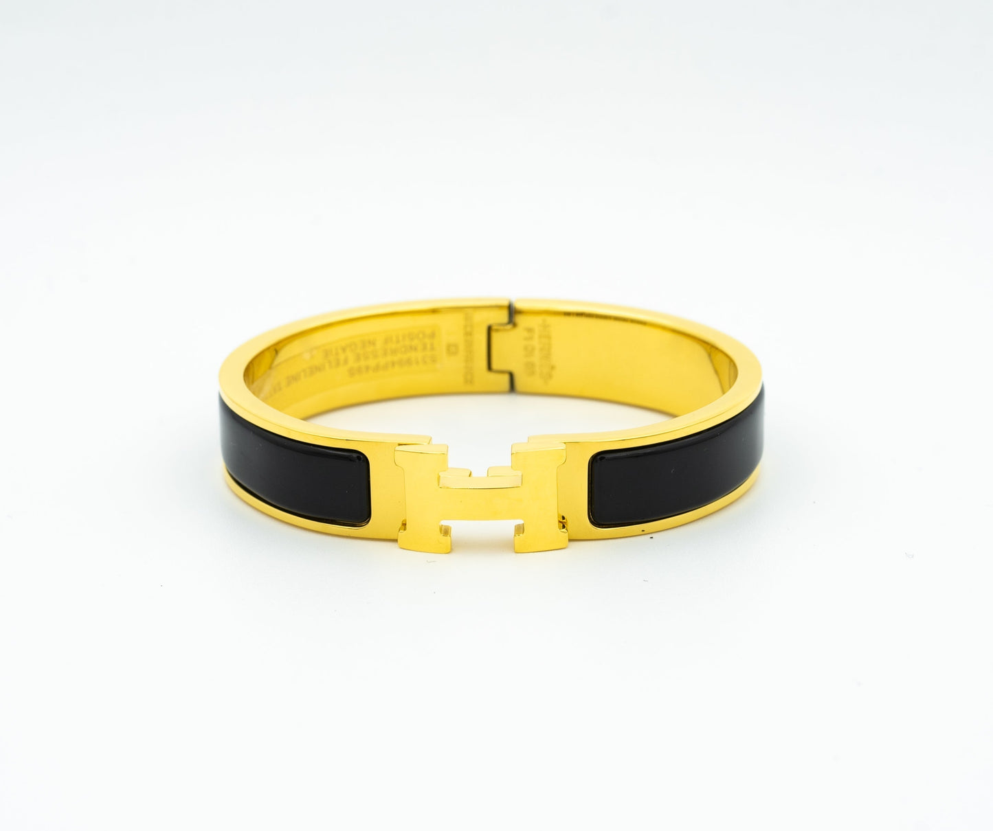 []H BLACK BRACELET