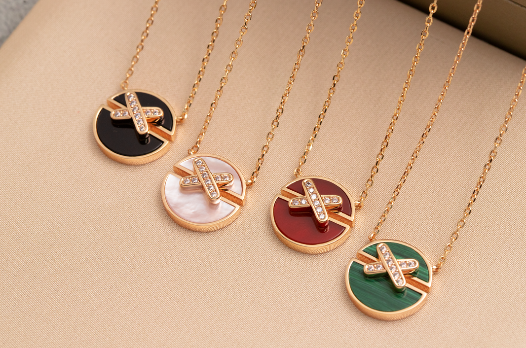 [🌹Rose💎]JEUX DE PINK GOLD DIAMOND NECKLACE