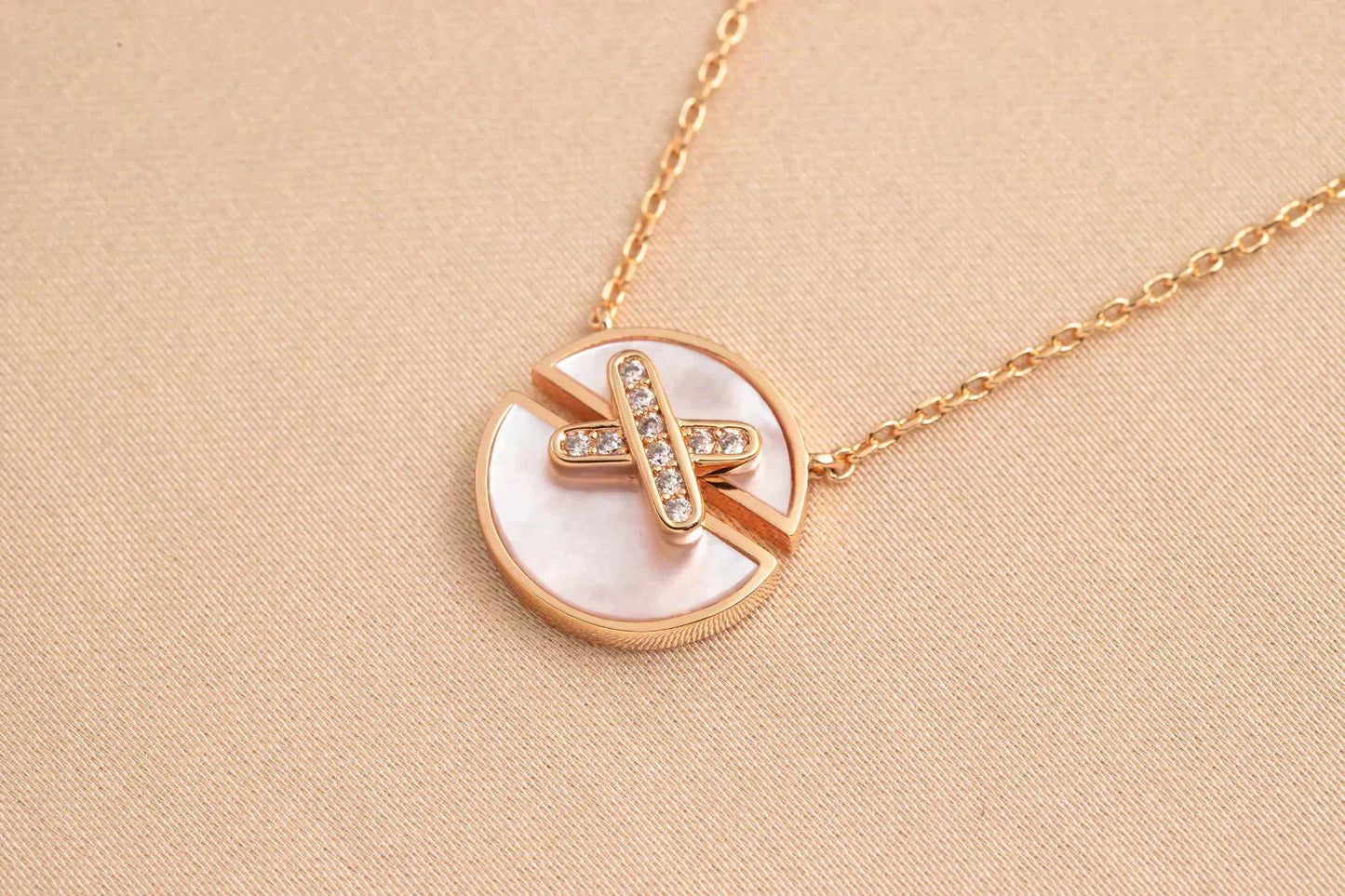 [Rose Jewelrys]JEUX DE ROSE GOLD DIAMOND NECKLACE