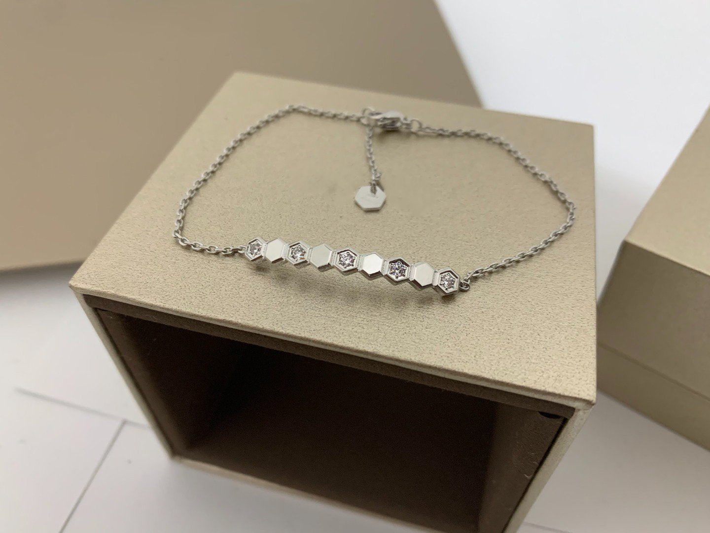 []BEE LOVE BRACELET DIAMOND