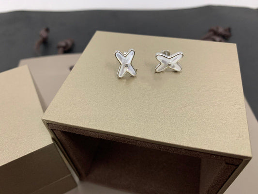 [Rose Jewelrys]JEUX DE WHITE MOP SILVER DIAMOND EARRINGS