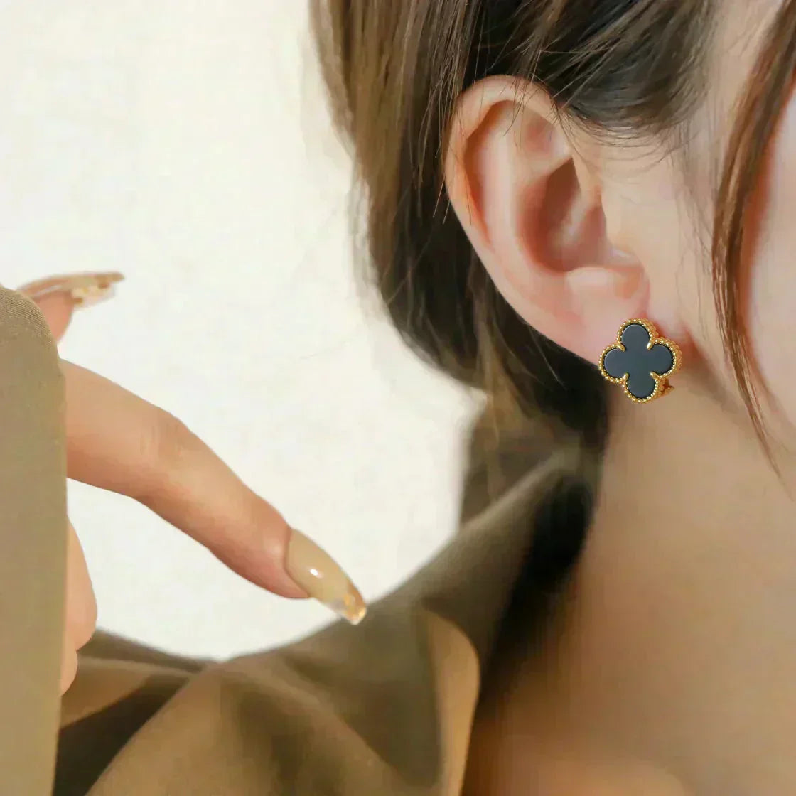 [Rose Jewelrys]CLOVER MEDIUM 1 MOTIFS  ONYX STUD EARRINGS