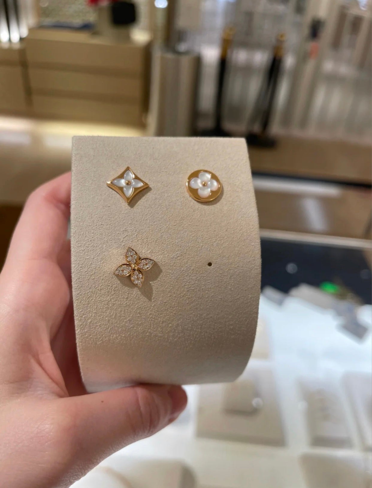 []STAR BLOSSOM STUD EARRINGS PINK GOLD DIAMONDS