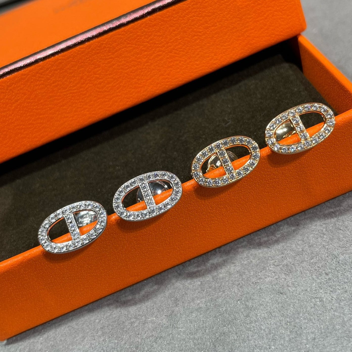 [Rose Jewelrys]HM FULL DIAMOND PIG NOSE STUD EARRINGS