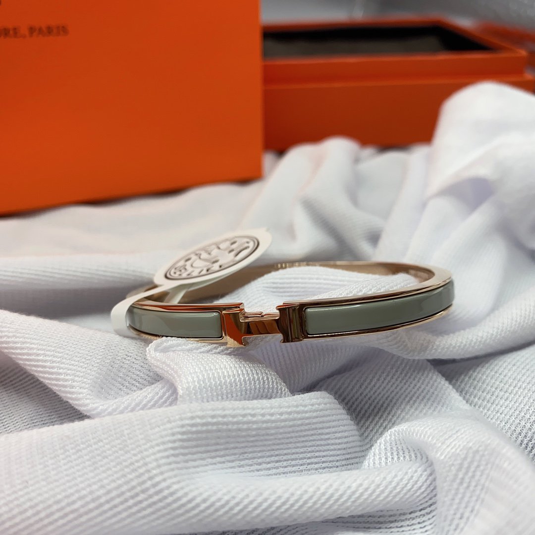 [Rose Jewelrys]CLASSIC HM CLIC GREEN 8MM ENAMEL BRACELET
