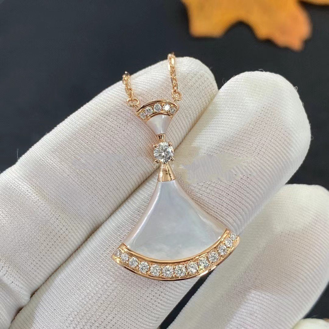 [Rose Jewelrys]DREAM NECKLACE MOP PINK GOLD DIAMOND
