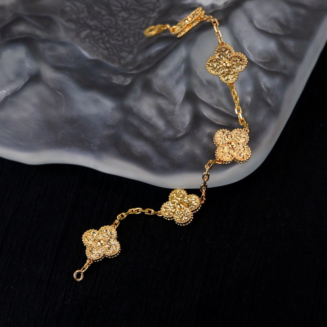 [Rose Jewelrys]CLOVER 5 MOTIFS BRONZING BRACELET