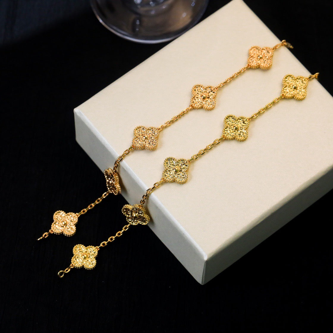 [Rose Jewelrys]CLOVER 5 MOTIFS BRONZING BRACELET