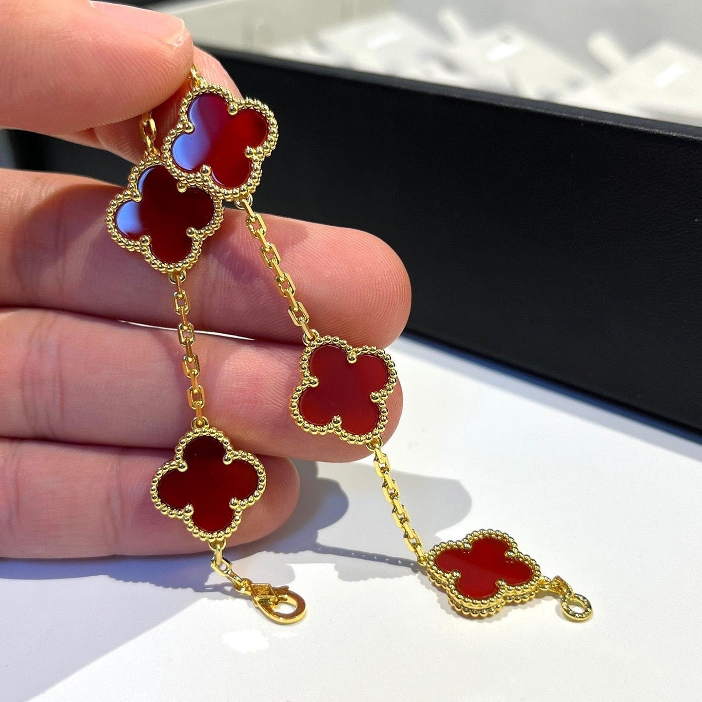 [Rose Jewelrys]CLOVER 5 MOTIFS RED AGATE  BRACELET