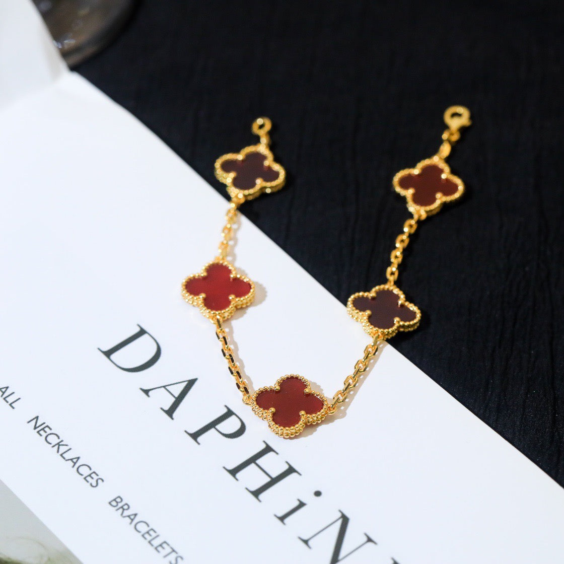 [Rose Jewelrys]CLOVER 5 MOTIFS RED AGATE  BRACELET