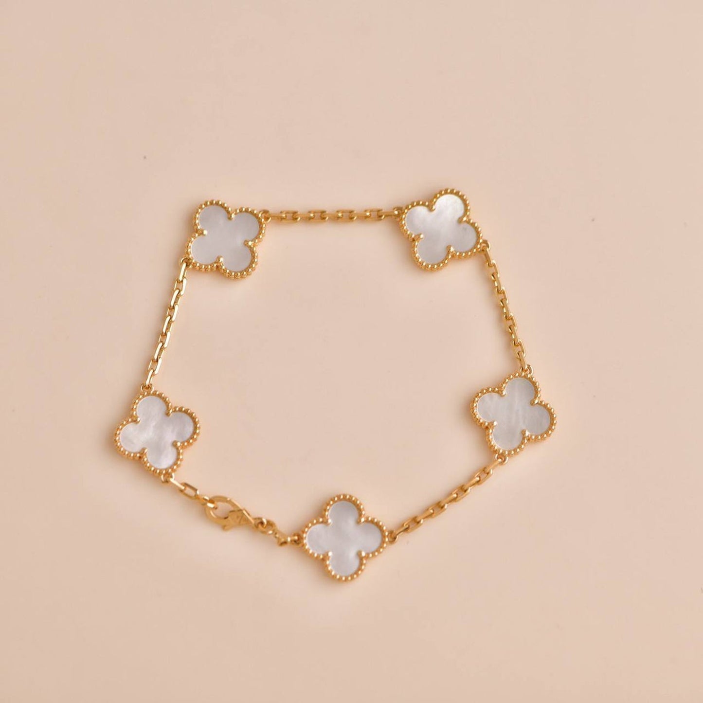 [Rose Jewelrys]CLOVER  5 MOTIF WHITE MOP BRACELET