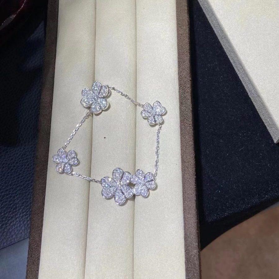 []FRIVOLE SILVER 5 FLOWERS BRACELET