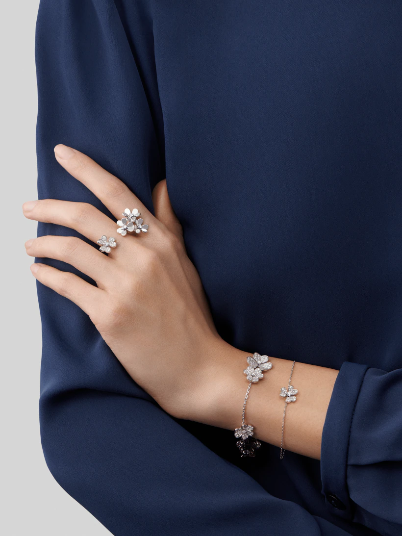 [🌹Rose💎]FRIVOLE SILVER FLOWER DIAMOND BRACELET