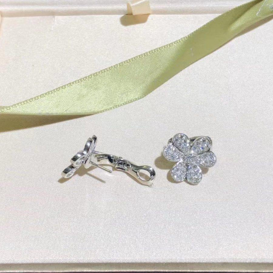 [Rose Jewelrys]FRIVOLE SILVER FLOWER DIAMOND EARRINGS