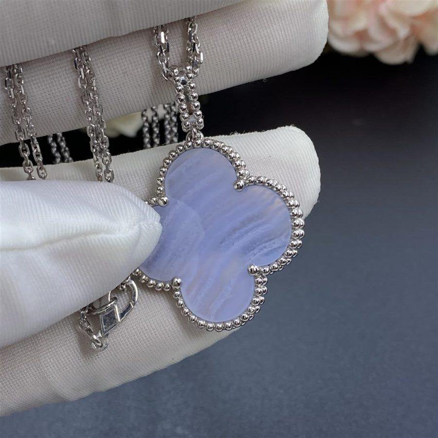 [Rose Jewelrys]CLOVER SILVER CHALCEDONY BIG CLOVER NECKLACE