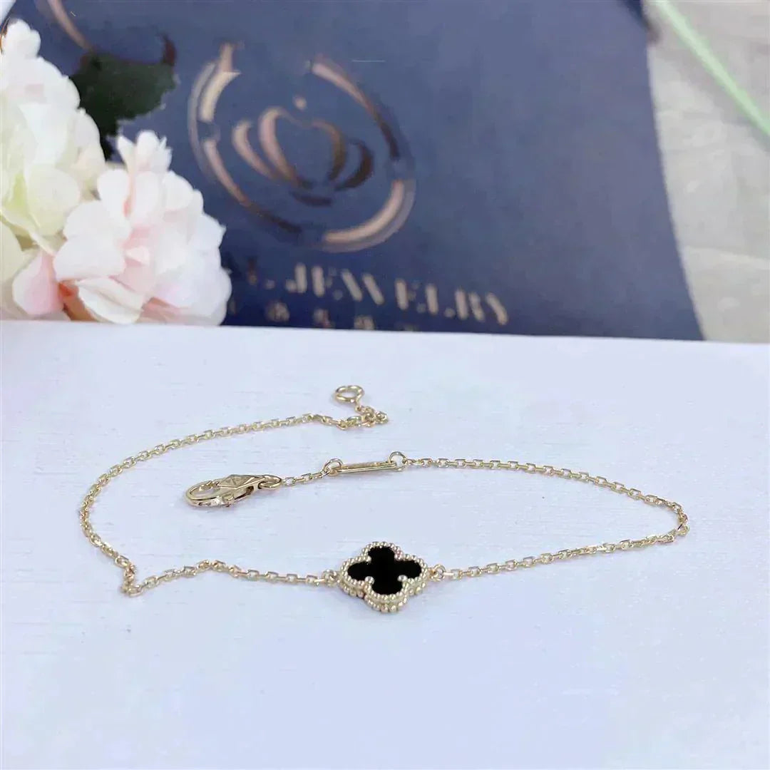 [Rose Jewelrys]CLOVER ONYX SINGLE FLOWER BRACELET