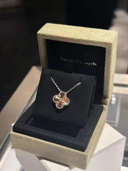 [Rose Jewelrys]2024 CHRISTMAS LIMITED EDITION CLOVER 15MM LASER NECKLACE