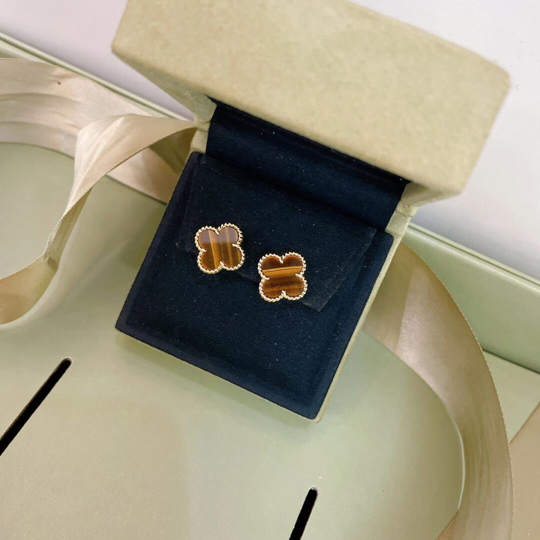 [🌹Rose💎]CLOVER MEDIUM 1 MOTIFS TIGER'S EYE EARRINGS