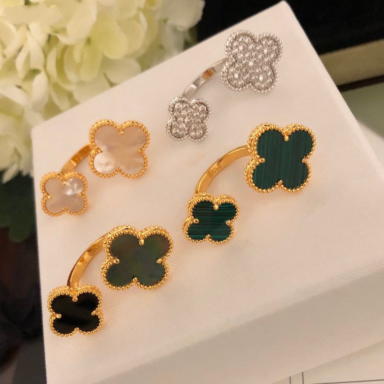 [Rose Jewelrys]CLOVER BETWEEN THE FINGER RING